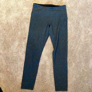 Athletic Leggings with back pocket